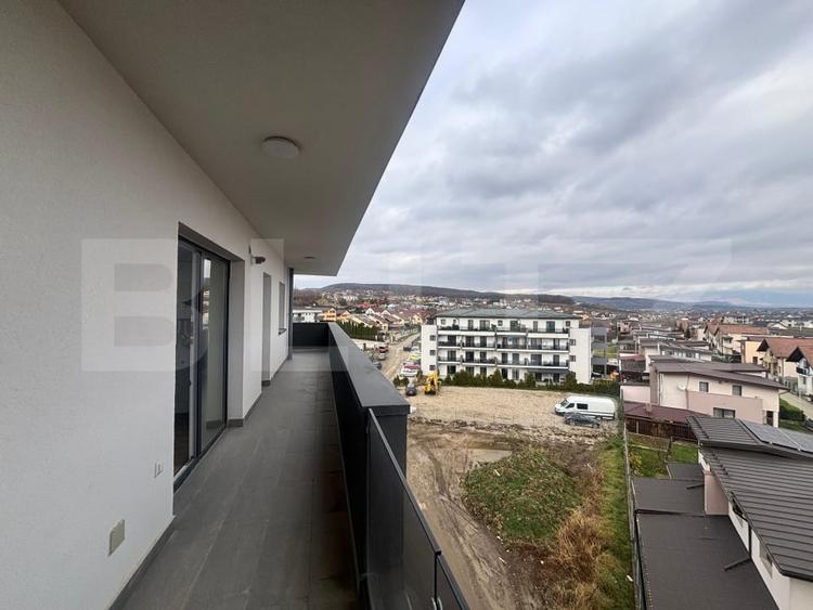 Apartament cu 3 camere decomandat în Nord-Est — fotografia 2