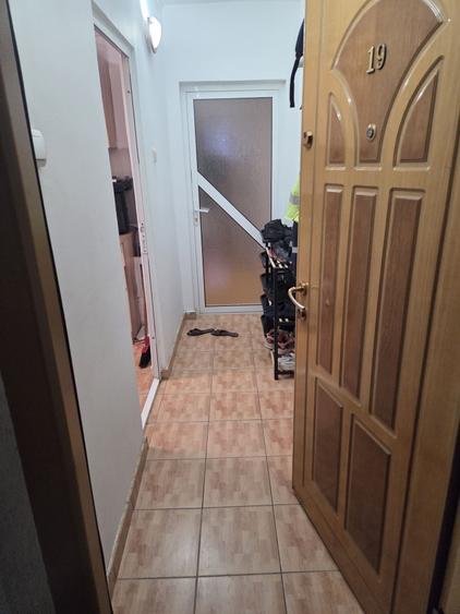 Vand apartament 2 camere - 5