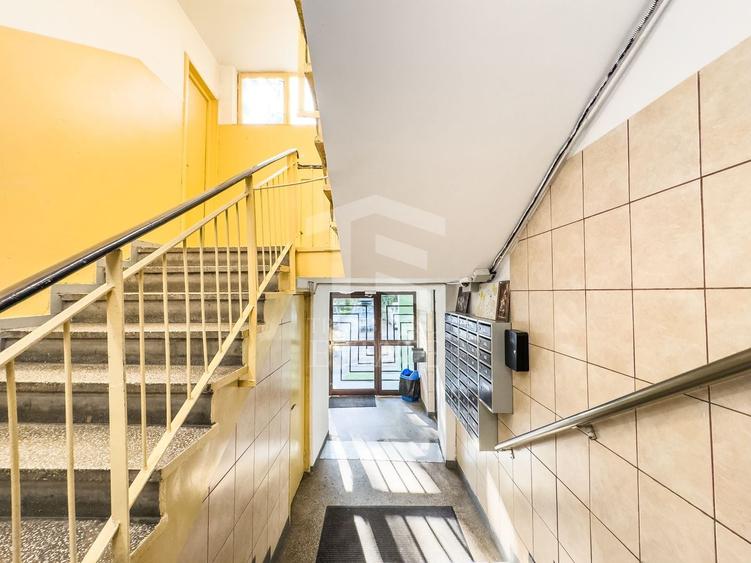 Apusului | Str Lacul Zanoaga | Pta Gorjului | Ghirlandei | 3 camere - 15