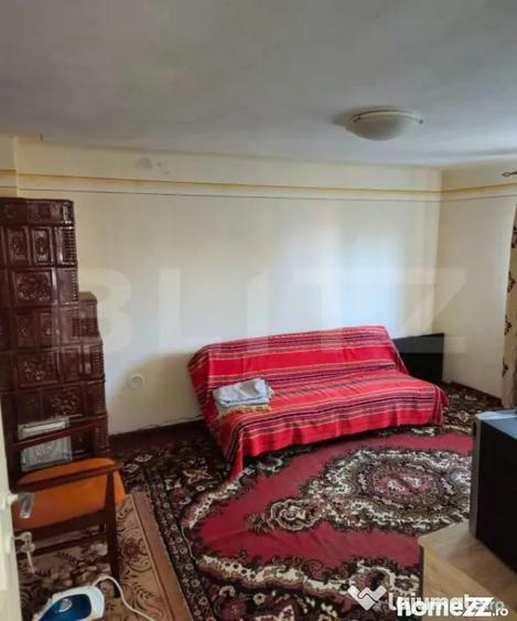 Casă cu 4 camere cu Teren 980 Mp în Brănești