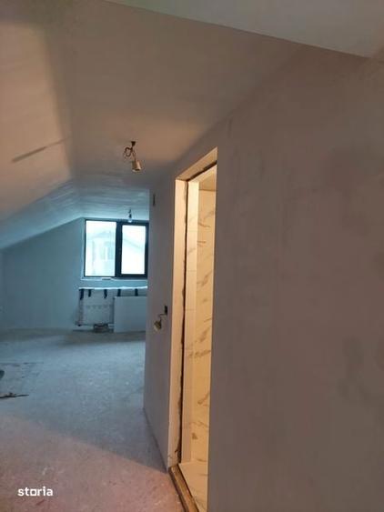 Casă cu 4 camere cu Teren 105 Mp în Central