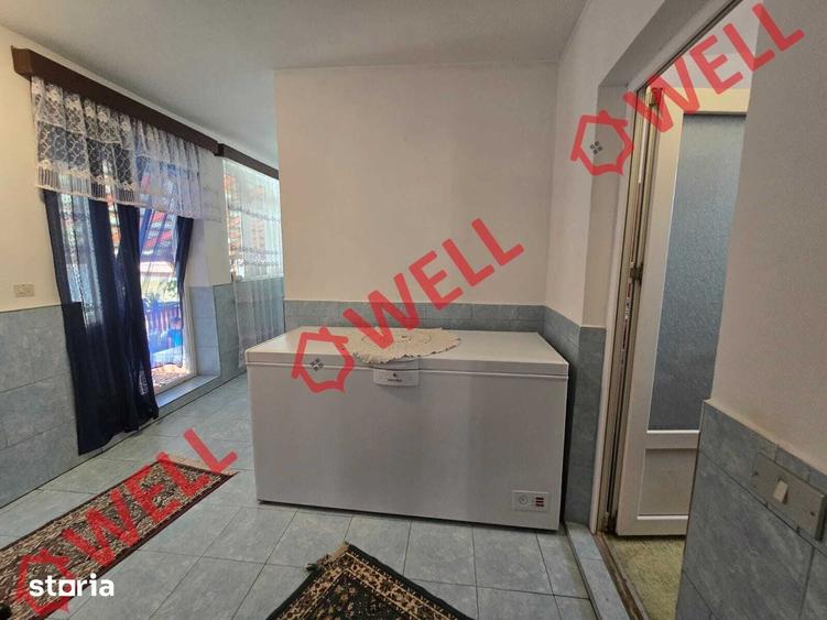 Casă cu 2 camere cu Teren 966 Mp în Barcani