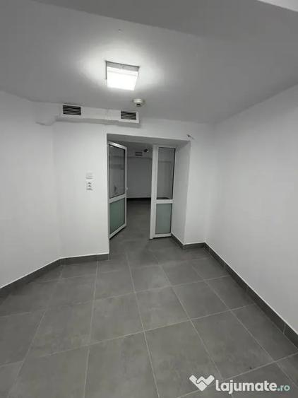 Casă cu 6 camere cu Teren 160 Mp în Central