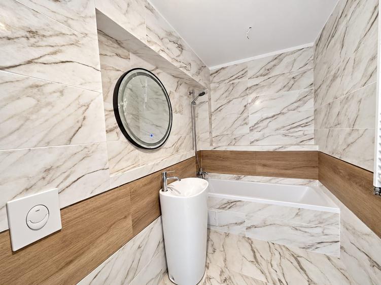 Apartament cu 3 camere decomandat în Dorobanți