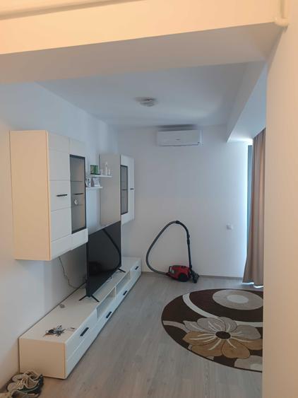 Apartament cu 2 camere decomandat în Gară