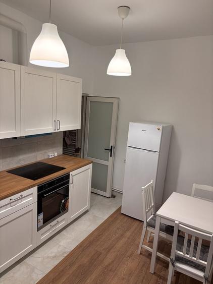 Casă cu 2 camere cu Teren 100 Mp în Gruia