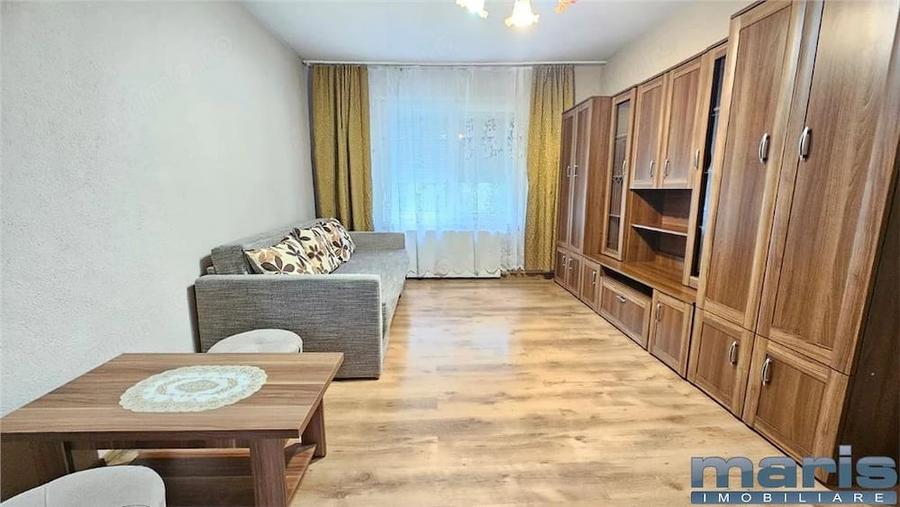 Apartament cu 4 camere în Tudor Vladimirescu