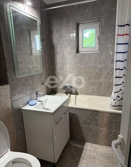 Apartament cu 4 camere decomandat, mobilat în Zorilor