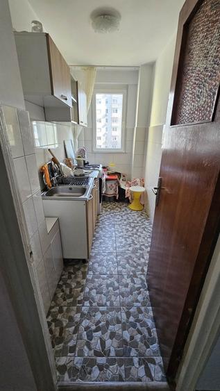 Apartament cu 2 camere decomandat în Drumul Taberei