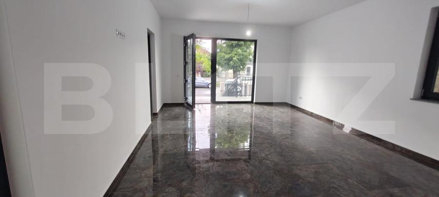 Spațiu comercial, de 480 mp, în Central