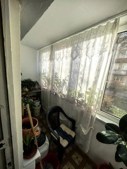 Apartament cu 2 camere semidecomandat în Lipovei