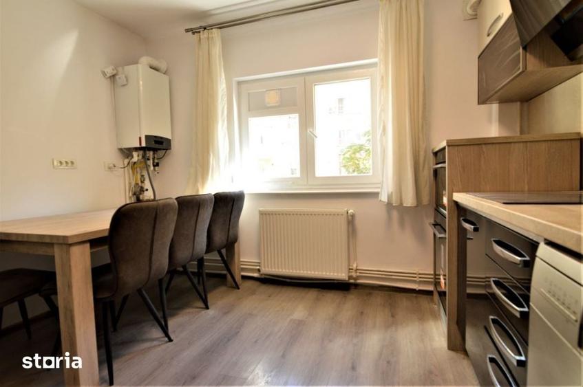 Apartament cu 3 camere decomandat, mobilat în Centrul Civic