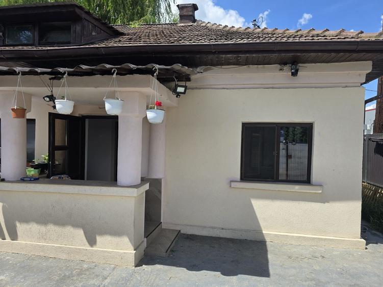 Casă cu 4 camere în Nord