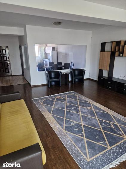 Apartament cu 3 camere, mobilat în Colentina