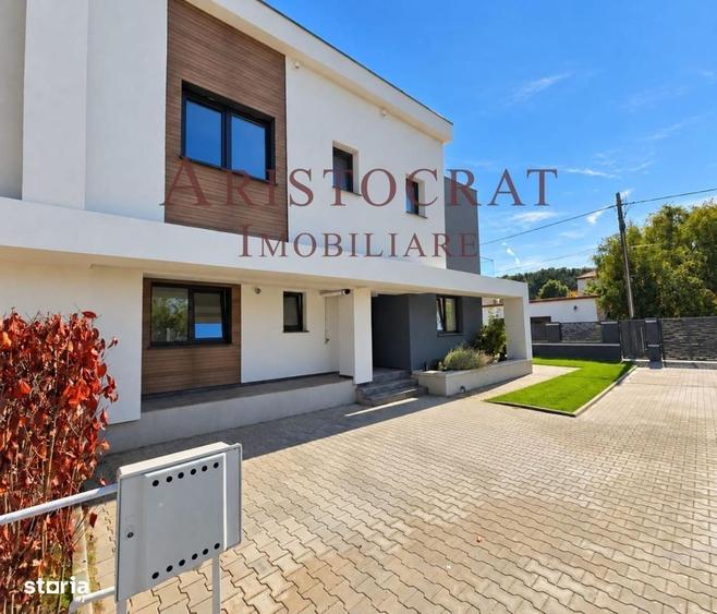 Casă cu 4 camere în Balotești