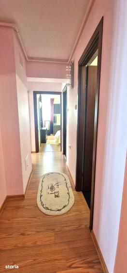 Apartament cu 3 camere în Faleza Nord