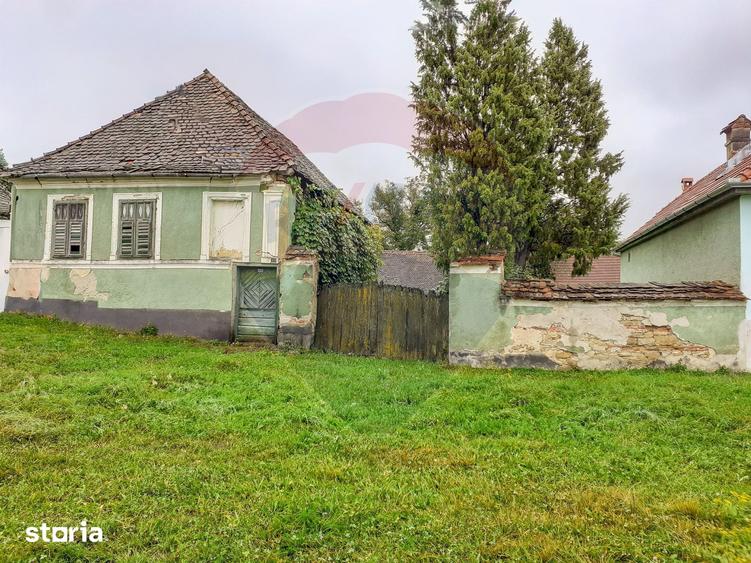 Casă cu 4 camere cu Teren 1345 Mp în Bruiu