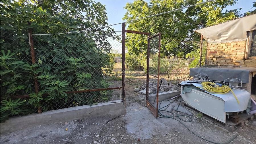 Casă cu 2 camere cu Teren 949 Mp în Pustiniș