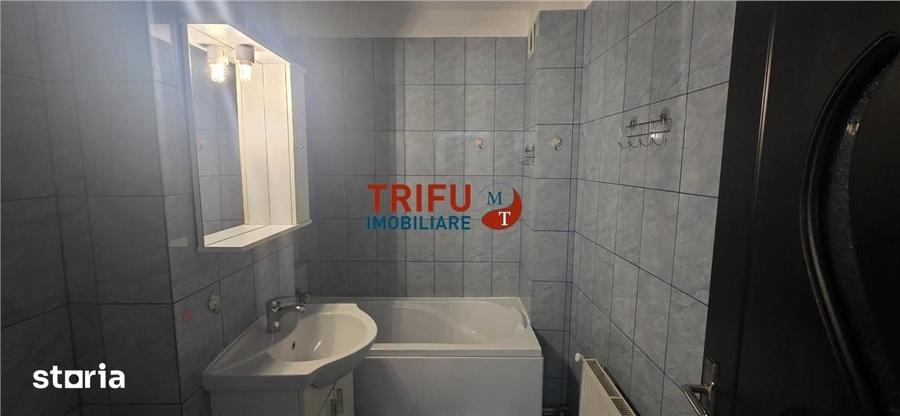 Apartament cu 3 camere decomandat în Tolstoi — fotografia 3