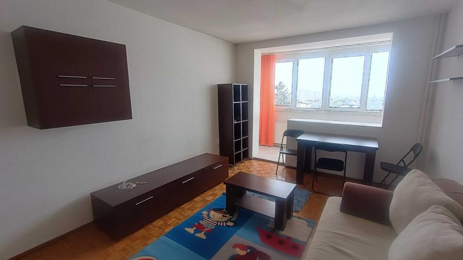 Apartament cu 2 camere decomandat în Astra