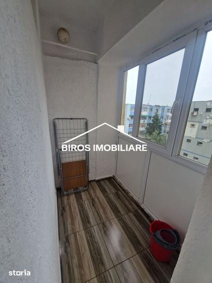 Garsonieră decomandată în Rovine