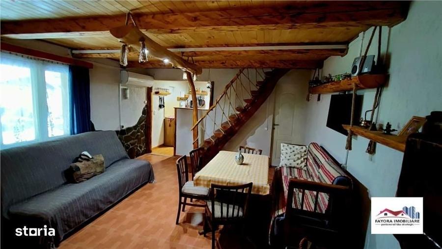 Casă cu 4 camere cu Teren 500 Mp în Lunca