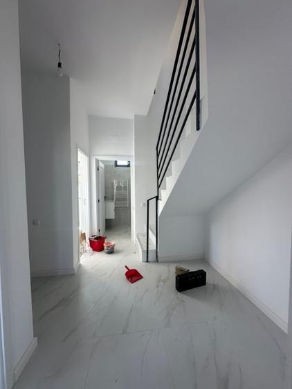 Duplex cu 5 camere cu Teren 200 Mp în Bragadiru