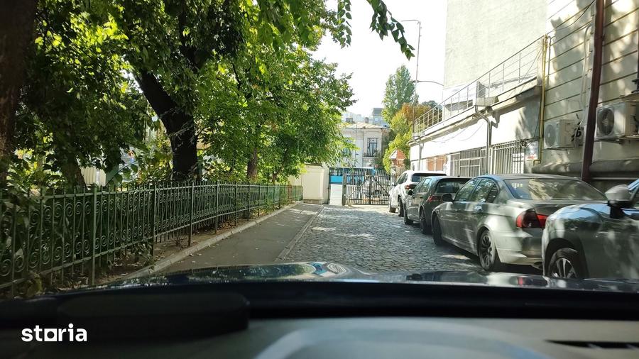 Garsonieră în Romană