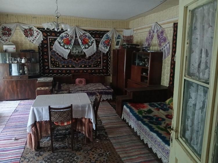 Casă cu 4 camere în Dorolea