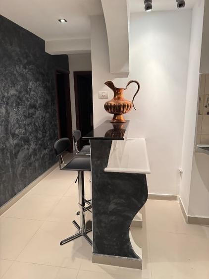 Apartament cu 3 camere decomandat, mobilat în Ultracentral