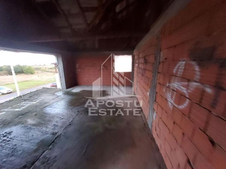 Casă cu 5 camere cu Teren 511 Mp în Ciarda Roșie