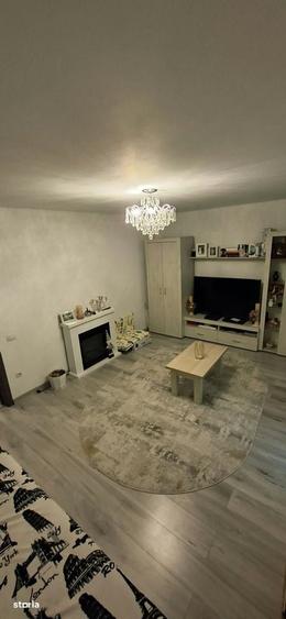 Apartament cu 3 camere decomandat în Negru Vodă