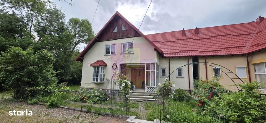 Casă cu 4 camere în Central