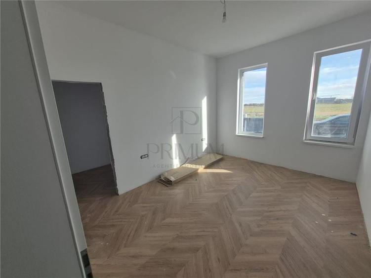 Duplex cu 4 camere cu Teren 370 Mp în Moșnița Nouă