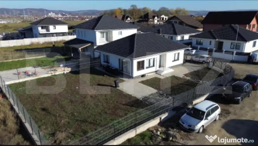 Casă cu 3 camere cu Teren 700 Mp în Central