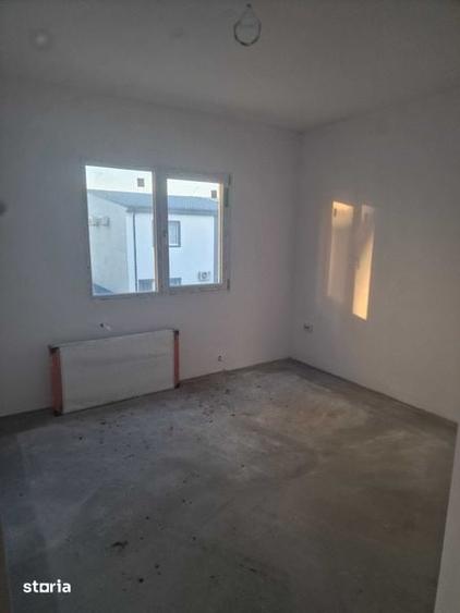 Casă cu 4 camere cu Teren 125 Mp în Barieră