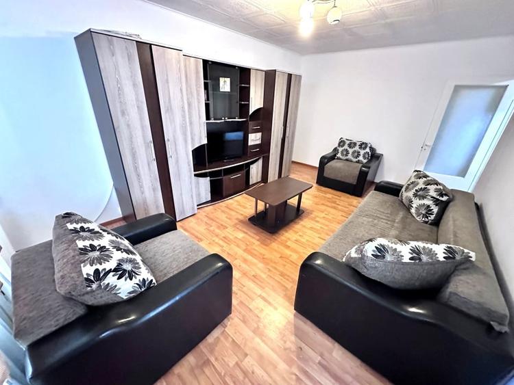Apartament cu 2 camere decomandat, mobilat în Cetate