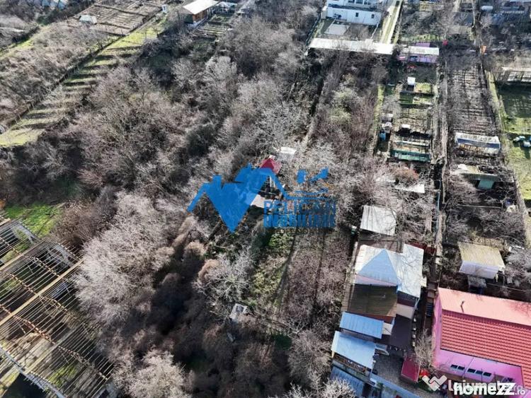 Teren de 550 mp, în Central