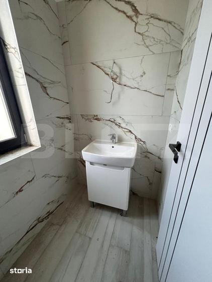 Casă cu 5 camere cu Teren 220 Mp în Mircea cel Bătrân