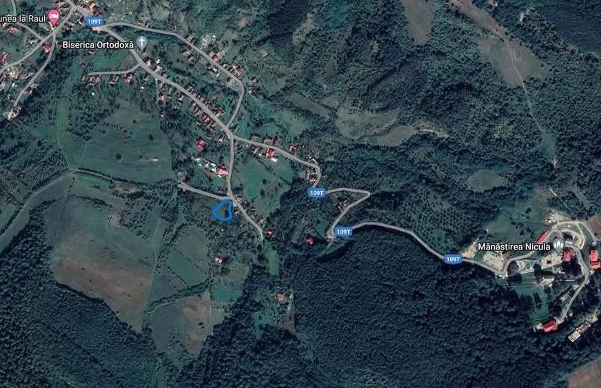 Teren de 1591 mp, în Nicula