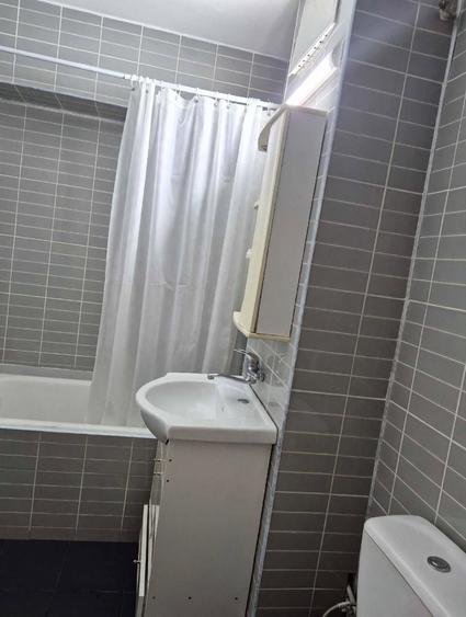 Apartament cu 3 camere decomandat în 1 Mai