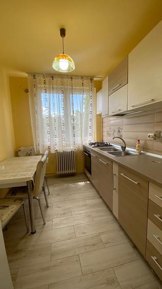 Apartament cu 2 camere semidecomandat în Gară