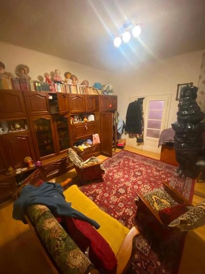 Casă cu 3 camere cu Teren 90 Mp în Solidarității