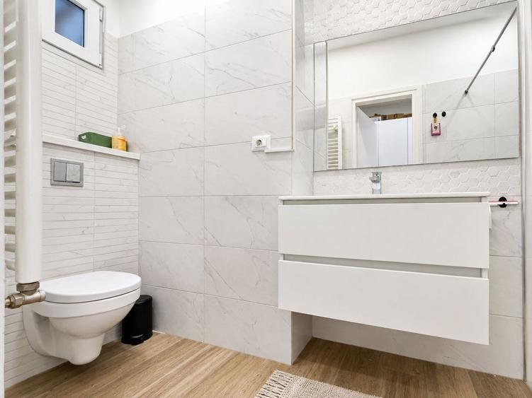 Apartament ultramodern cu 2 camere in cladire istorica - Piata Victoriei - 16