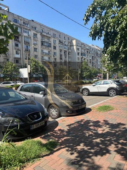 Apartament cu 3 camere decomandat în Octavian Goga