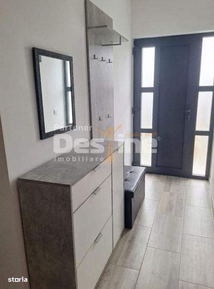 Casă cu 3 camere decomandat în Lunca Cetățuii