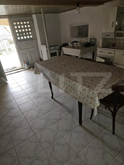 Casă individuală cu 3 camere cu Teren 6300 Mp în Exterior Est