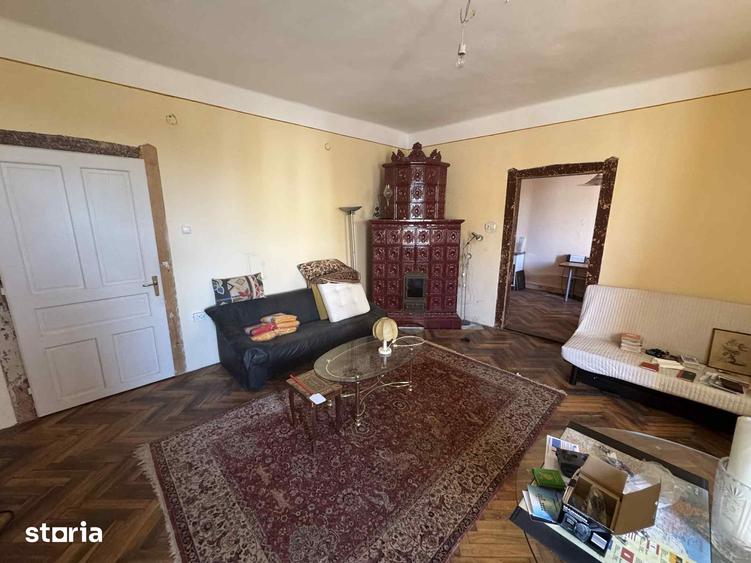 Casă cu 5 camere cu Teren 4500 Mp în Beltiug