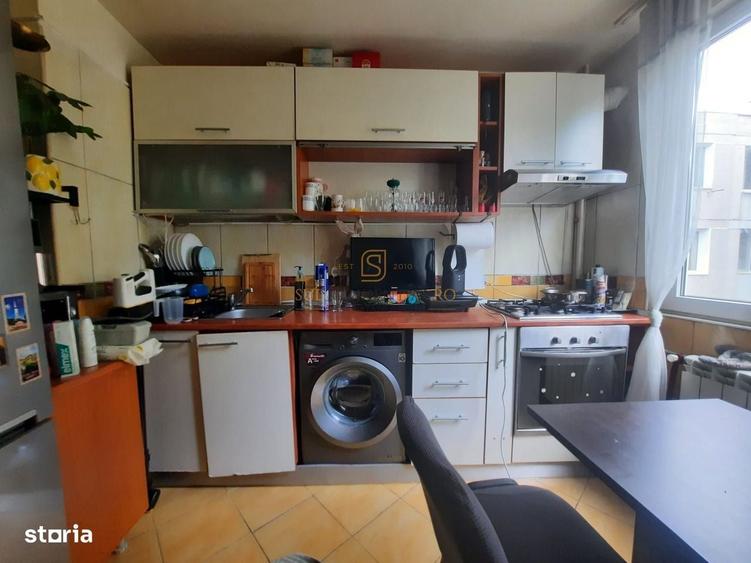 Apartament cu 2 camere decomandat în Drumul Găzarului