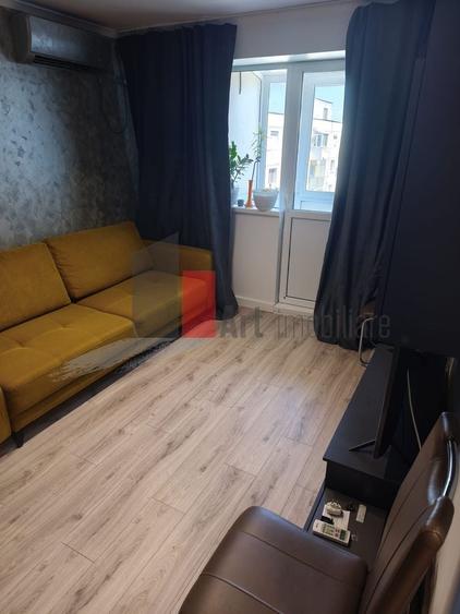 Apartament cu 2 camere semidecomandat, mobilat în Giurgiului